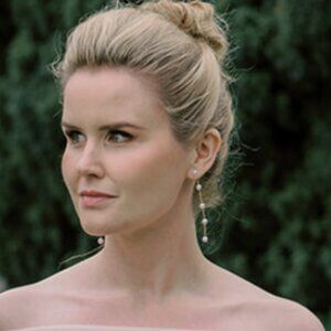 Meet your Posher, Phoebe